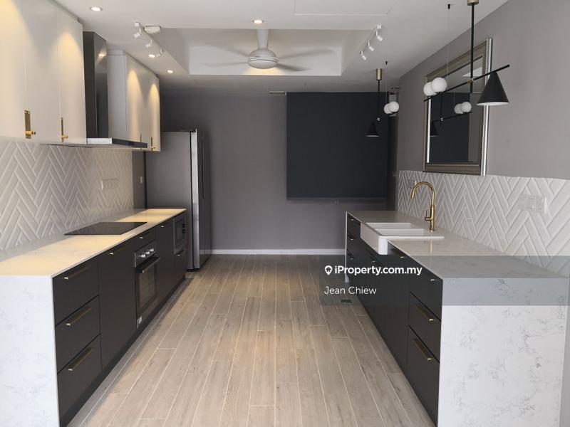 For Rent - Hampshire Park Condominium