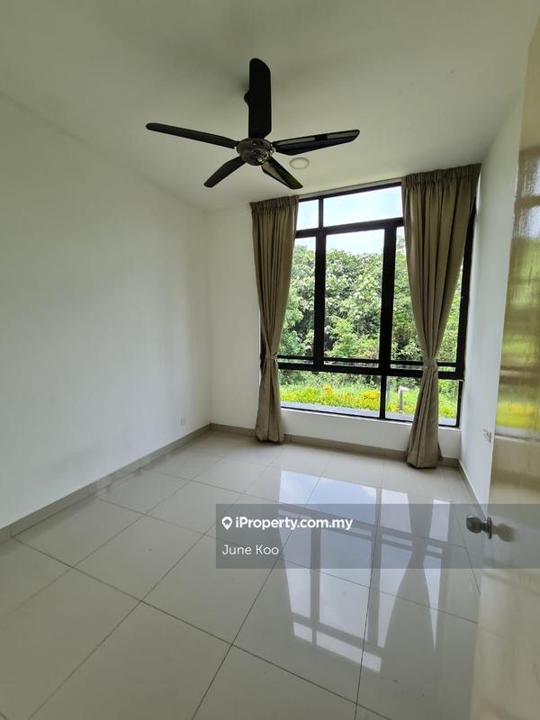 Rumah Teres 3-Tingkat untuk Dijual di Seri Kembangan, Selangor oleh June Koo - iProperty.com.my