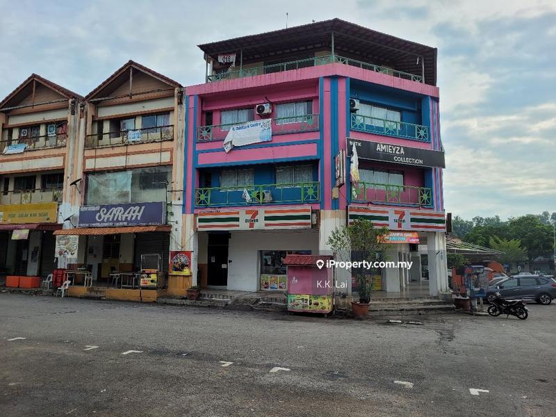 Shop / Office untuk Dijual di Taman Equine, Seri Kembangan oleh K.K. Lai - iProperty.com.my
