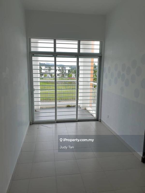 Rumah Teres 2-Tingkat untuk Dijual di Bandar Puncak Alam, Puncak Alam oleh Judy Tan - iProperty.com.my