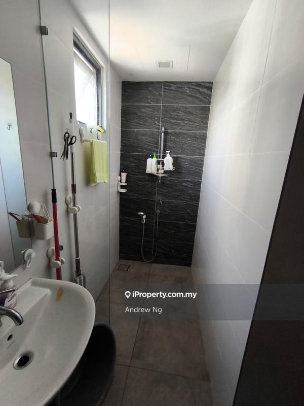 Service Residence for Sale in Pearl Suria by Andrew Ng - iProperty.com.my