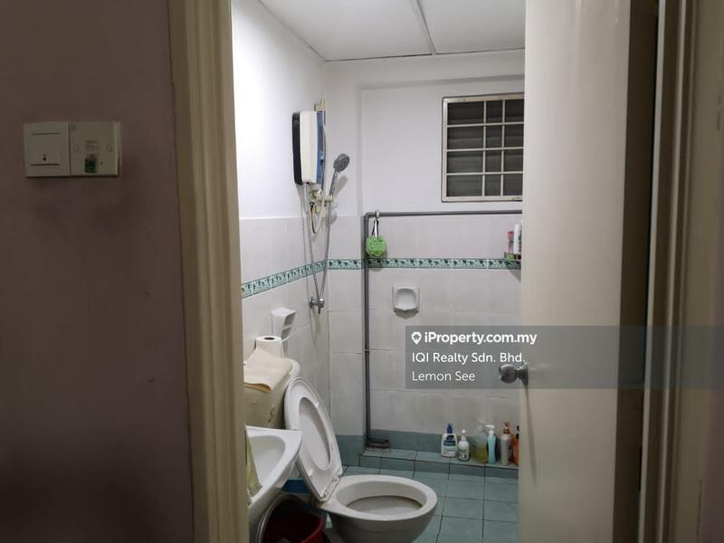 Condominium for Sale in Petaling Indah Condominiums by Lemon See - iProperty.com.my