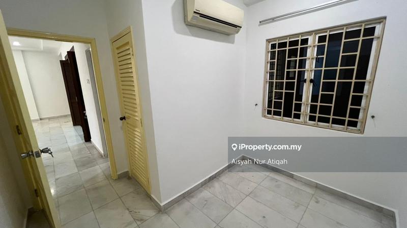 Kondominium untuk Dijual di Damansara Villa oleh Aisyah Nur Atiqah - iProperty.com.my