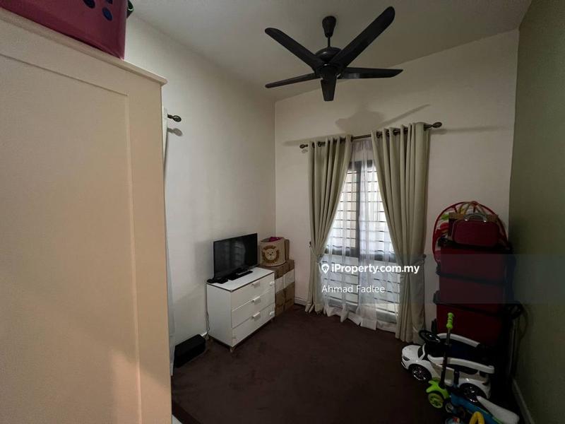 Condominium for Sale in Lake Vista Residence (Tasik Vista Residen) by Ahmad Fadlee - iProperty.com.my