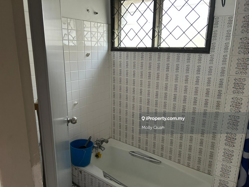 Bungalow House for Sale in Taman Universiti Ss3, Petaling Jaya by Molly Quah - iProperty.com.my