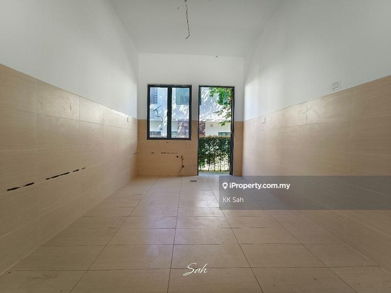 Rumah Teres 2-Tingkat untuk Dijual di Diamond City, Semenyih oleh KK Sah - iProperty.com.my