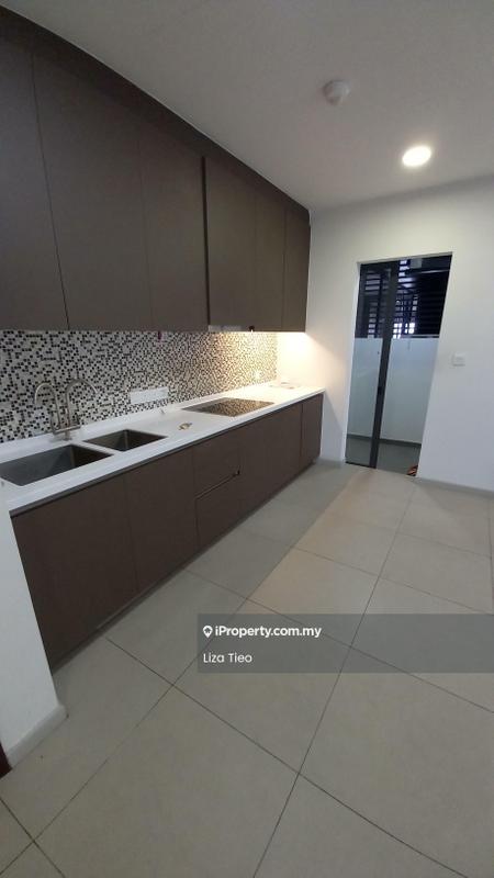 Service Residence for Sale in Seventeen Mall & Residences (Biji Living) by Liza Tieo - Kitchen - iProperty.com.my