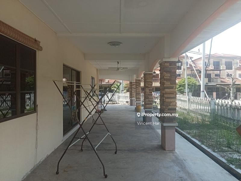 Semi-Detached House for Sale in Desa Manjung Raya, Lumut by Vincent Har - iProperty.com.my