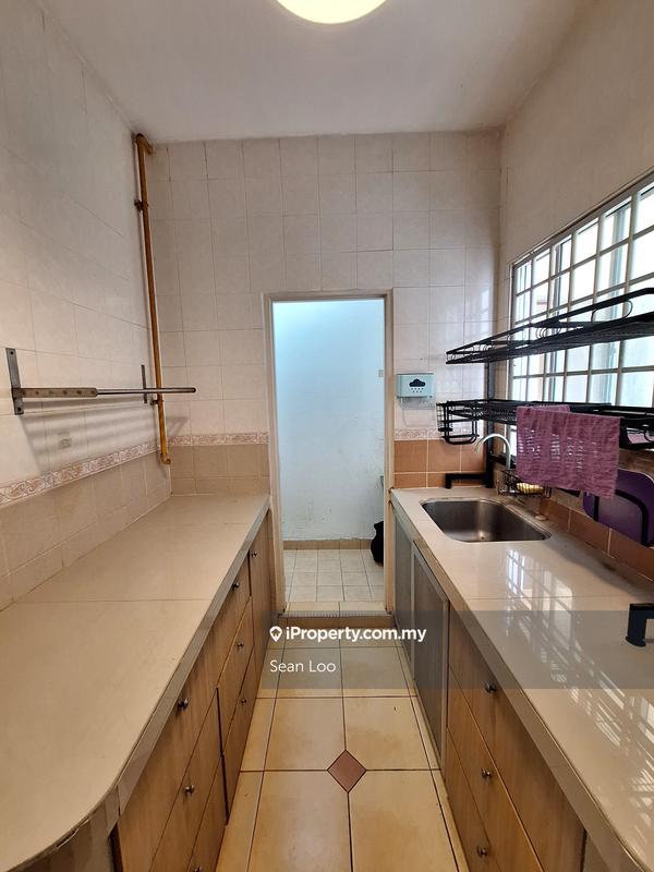 For Sale - Ketumbar Hill