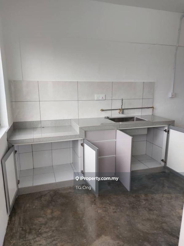 For Rent - Jalan Tenggiri