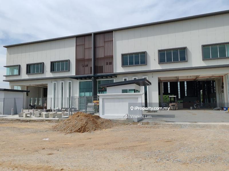 Kilang Berkembar untuk Dijual di Bukit Beruntung, Serendah oleh Vincent Lim - iProperty.com.my