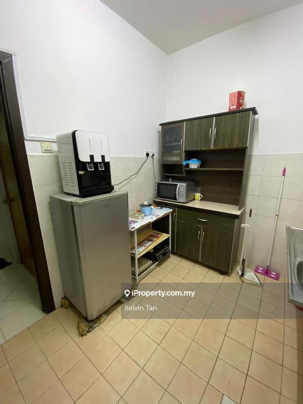 Rumah Teres 2-Tingkat untuk Dijual di Taman Puchong Hartamas, Puchong oleh Kelvin Tan - iProperty.com.my