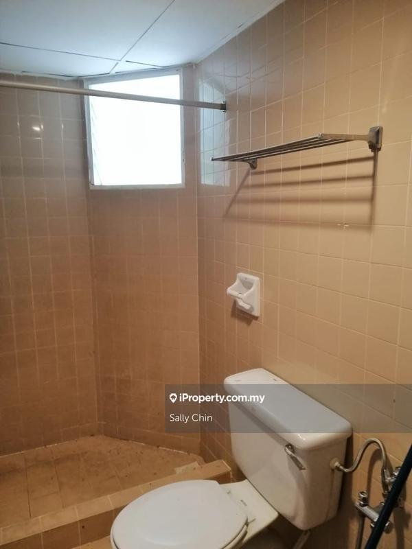 Pangsapuri untuk Dijual di Bayu Emas Apartments oleh Sally Chin - iProperty.com.my