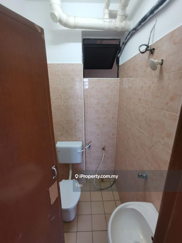 Pangsapuri untuk Dijual di Pangsapuri Bukit Beruang Utama oleh Tim - iProperty.com.my