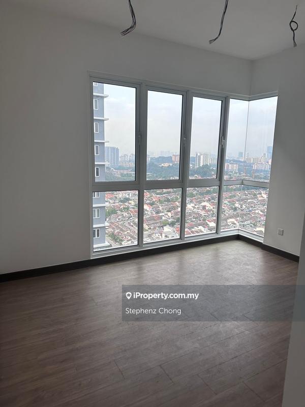 Service Residence for Sale in Pinnacle Sri Petaling by Stephenz Chong - iProperty.com.my