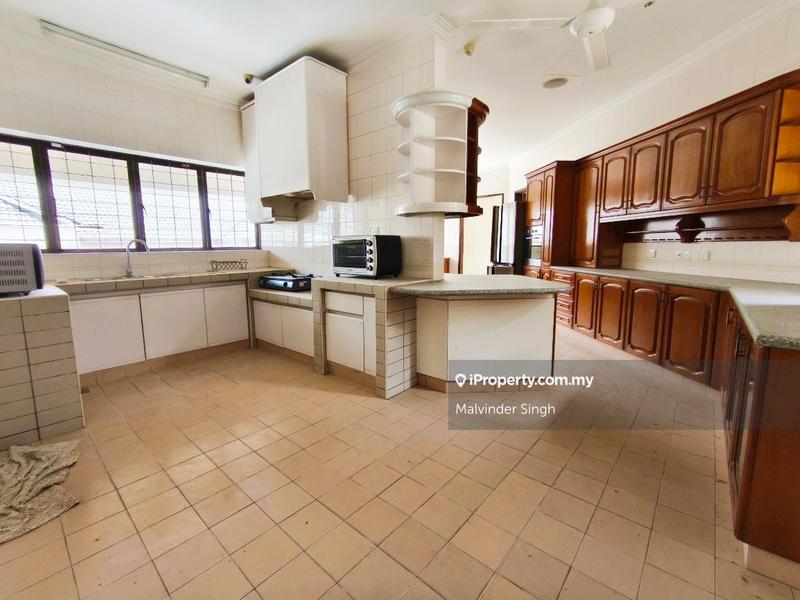 Banglo untuk Dijual di Taman Tar, Ampang oleh Mel Walia - iProperty.com.my