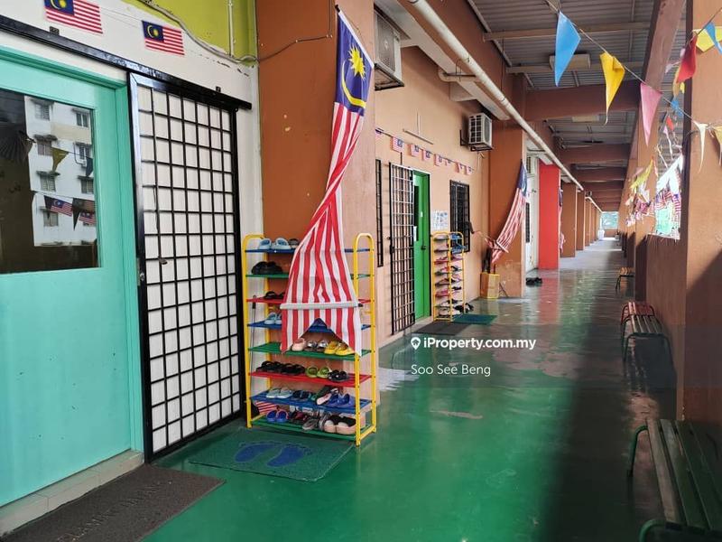 Pejabat-Runcit untuk Dijual di Flora Damansara commercial lot, Damansara Perdana oleh Soo See Beng - iProperty.com.my