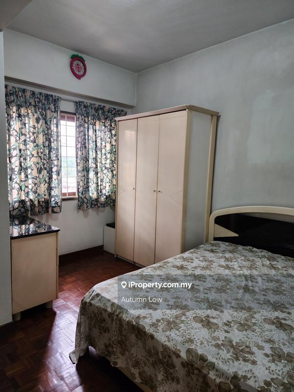 Condominium for Sale in Gemilang Indah by Autumn Low - iProperty.com.my