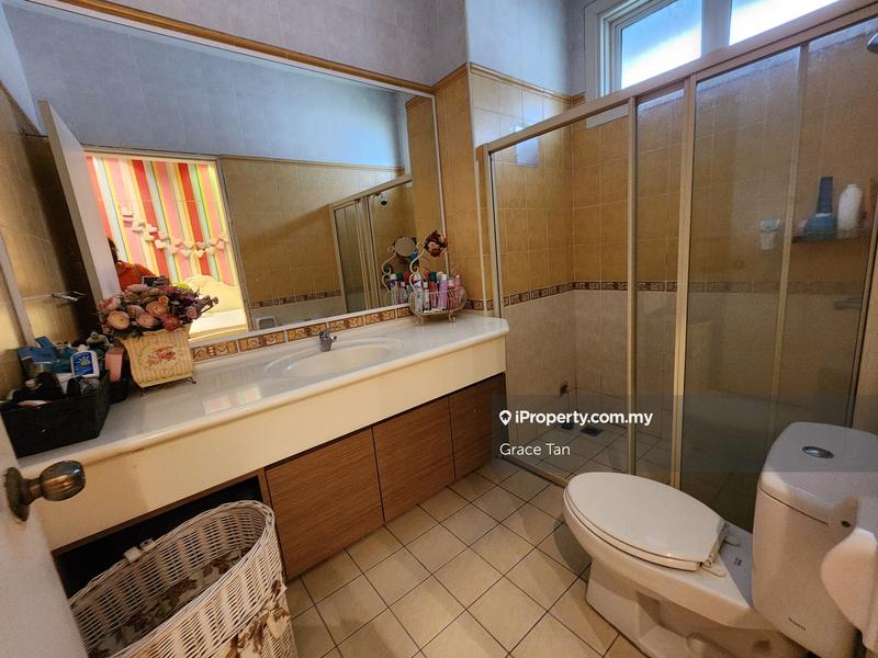 Bungalow House for Sale in Mutiara Damansara, Selangor by Grace Tan - iProperty.com.my