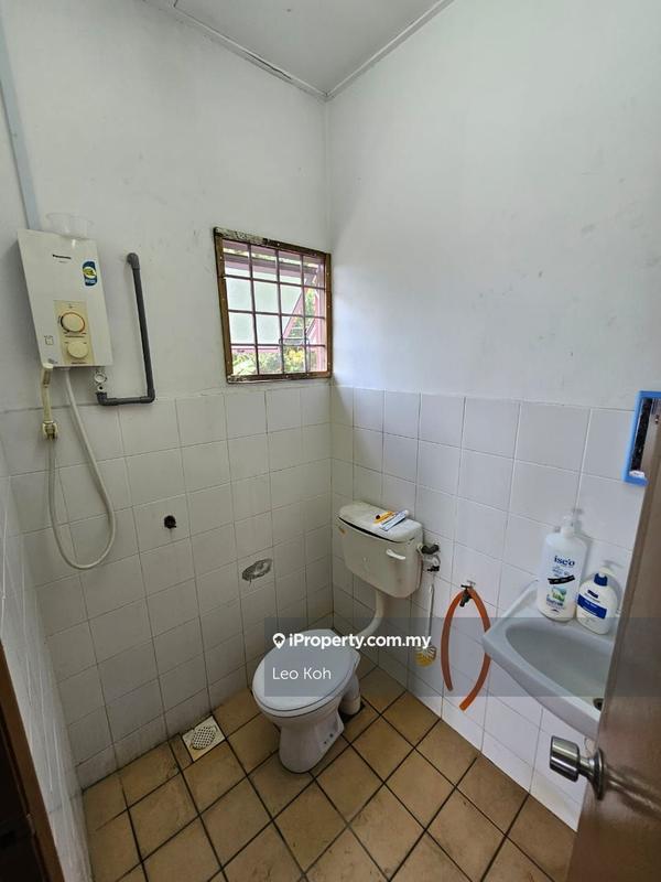 Rumah Teres 2-Tingkat untuk Dijual di Taman Lestari Perdana, Seri Kembangan oleh Leo Koh - iProperty.com.my