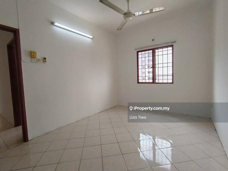 Pangsapuri untuk Dijual di Bayu Puteri oleh Liza Tieo - Interior - iProperty.com.my