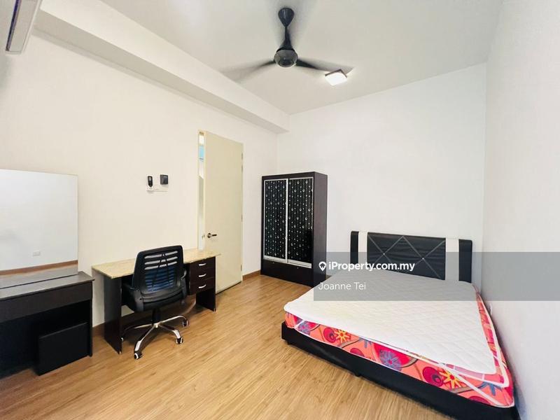 3-storey Terraced House for Sale in LakePoint Residence, Cyberjaya by Joanne Tei - iProperty.com.my