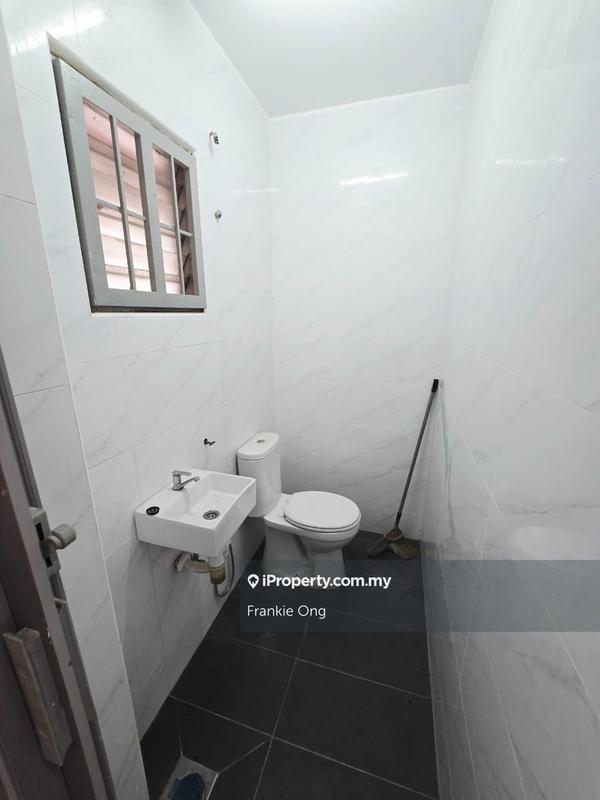 Townhouse for Sale in Taman Midah, Cheras by Frankie Ong - iProperty.com.my