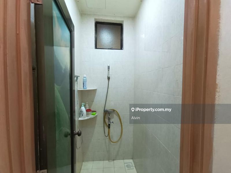 Rumah Teres 2-Tingkat untuk Dijual di Taman Enggang Gangsa Durian Tunggal, Batu Berendam oleh Alvin - iProperty.com.my