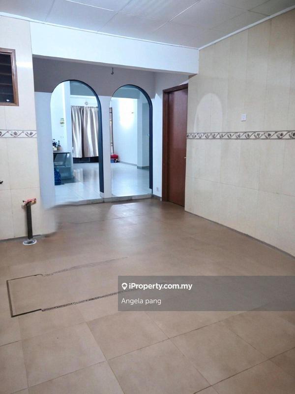 Rumah Teres 2-Tingkat untuk Dijual di SS18, Subang Jaya oleh Angela pang - iProperty.com.my