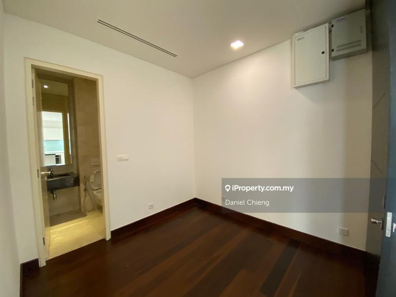 For Sale - Banyan Tree Signatures