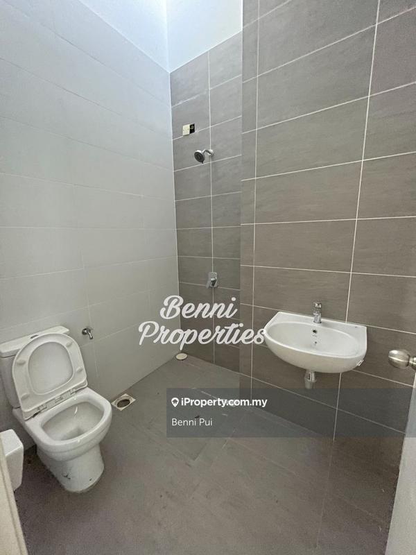 Rumah Berkembar untuk Dijual di Eco Majestic, Semenyih oleh Benni Pui - iProperty.com.my