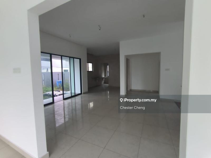 Bungalow House for Sale in Taman Overseas Union (Taman Oug), Jalan Klang Lama (Old Klang Road) by Chester Cheng - iProperty.com.my