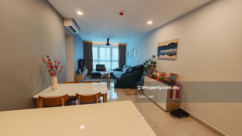 For Sale - M Vertica