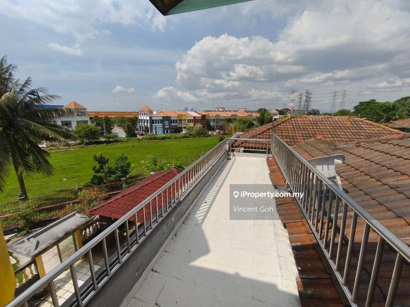 Rumah Berangkai 2.5 Tingkat untuk Dijual di Desa Latania, Shah Alam oleh Vincent Goh - iProperty.com.my