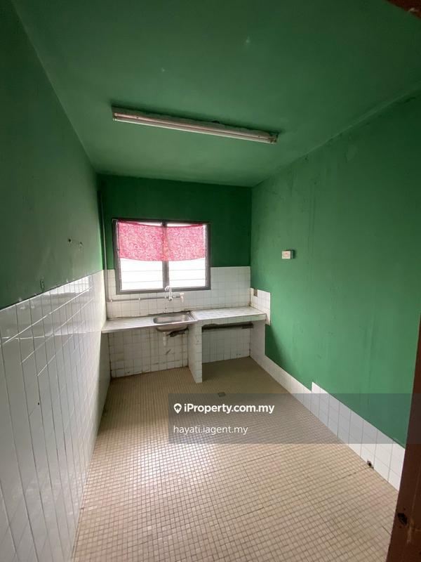 Pangsapuri untuk Dijual di PKNS Seri Kembangan oleh hayati.iagent.my - iProperty.com.my