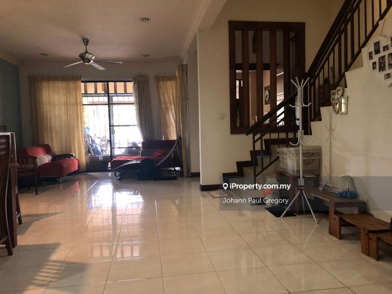 Rumah Teres untuk Dijual di Bukit Jelutong, Shah Alam oleh Johann Paul Gregory - iProperty.com.my