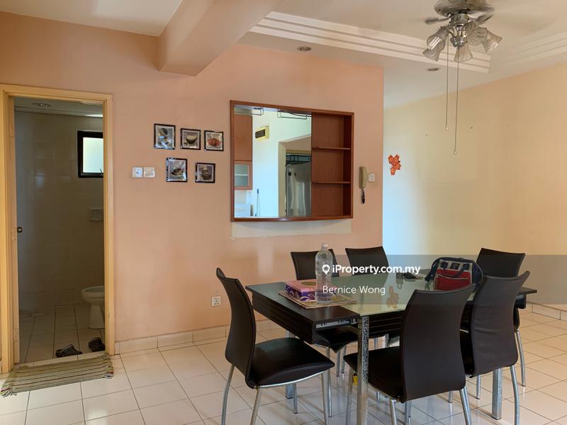 For Sale - Sri Putramas