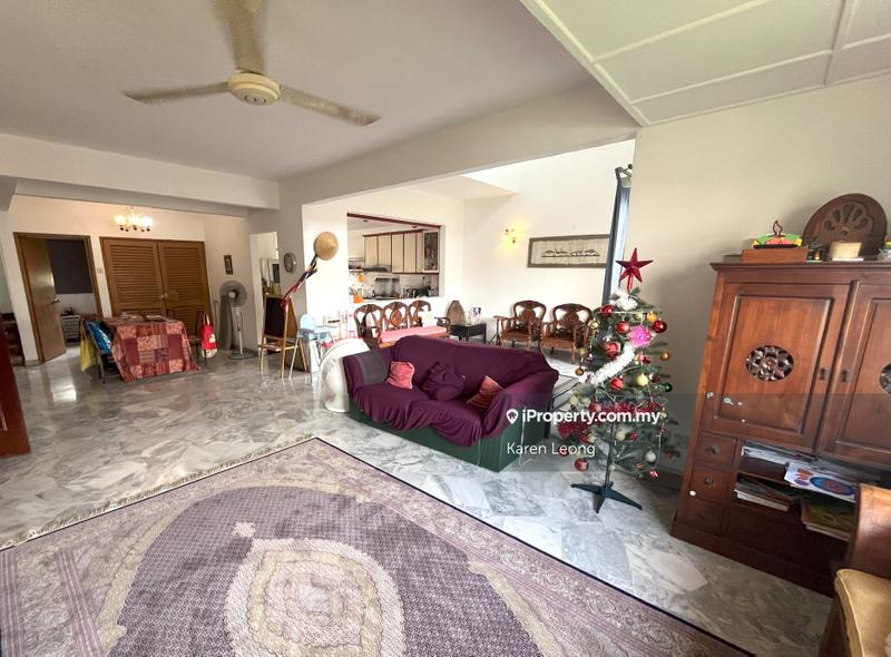 For Sale - Villa Flora