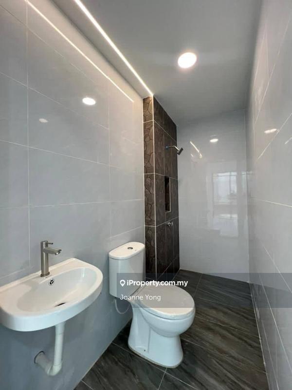 Banglo untuk Dijual di Taman Kebun Teh, Johor Bahru oleh Joanne Yong - iProperty.com.my