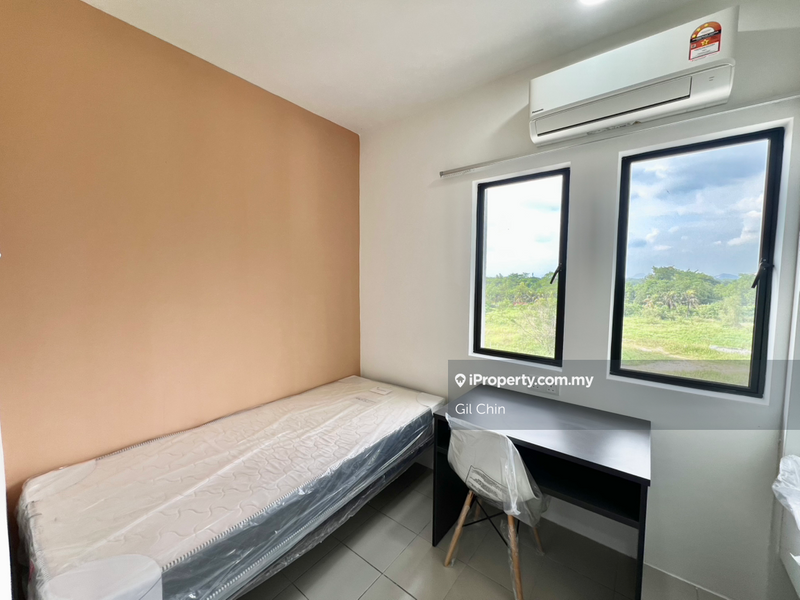 For Rent - Uni Suites