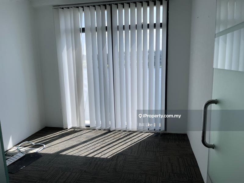 Pejabat untuk Disewa di Serdang, Seri Kembangan oleh Bill Lee - Lake view office - iProperty.com.my
