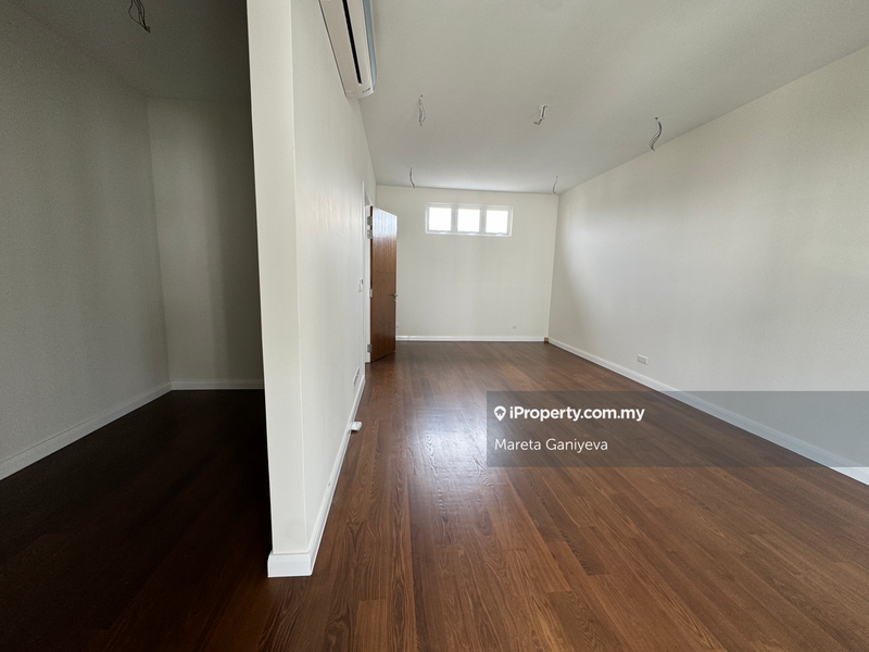 Rumah Berangkai 3 Tingkat untuk Dijual di Mont Kiara, Kuala Lumpur oleh Mareta Ganiyeva - iProperty.com.my