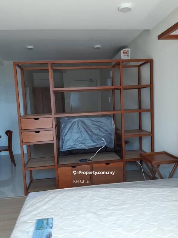 Service Residence for Sale in Timur Bay Seafront Residence by KH Chia - iProperty.com.my