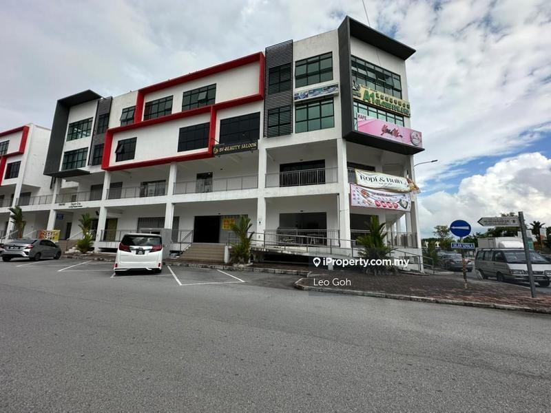 Shop / Office for Sale in Oakland Sqaure 24 hours security free parking Shop, Seremban by Leo Goh - iProperty.com.my