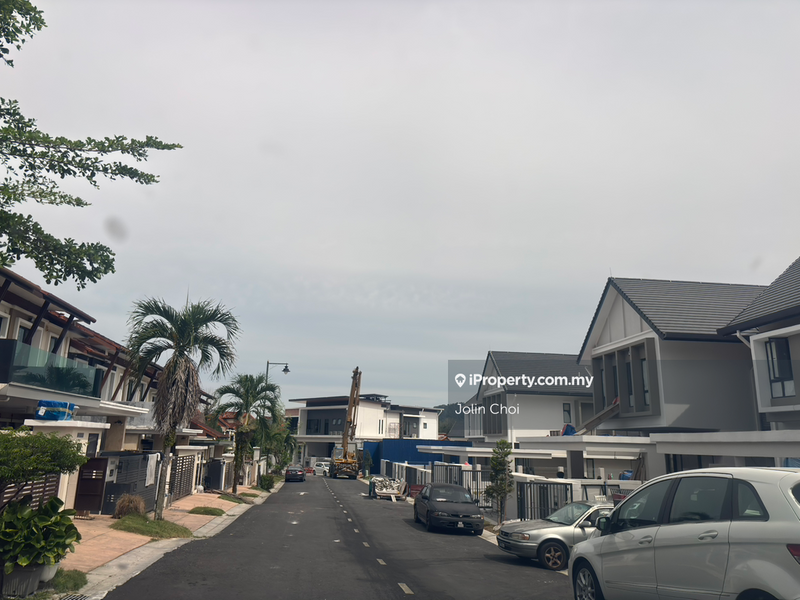 Rumah Berkembar untuk Dijual di Bandar Kinrara Seksyen 8, Bandar Kinrara oleh Jolin Choi - iProperty.com.my