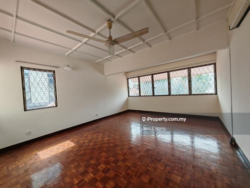 2.5-storey Terraced House for Sale in ttdi, Taman Tun Dr Ismail by Jess Chong - iProperty.com.my
