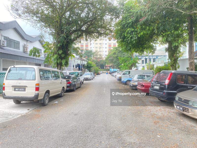 Kilang Teres untuk Disewa di Taman Perindustrian Puchong, Puchong oleh Jay Ye - iProperty.com.my