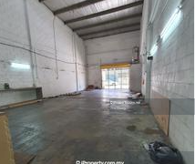 Kilang Teres untuk Dijual di Taman Putra Permai, Seri Kembangan oleh Jess Chong - iProperty.com.my