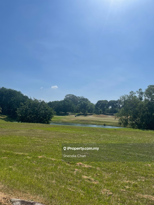 Banglo Tanah untuk Dijual di A' Famosa Golf Resort, Alor Gajah oleh Shendia Chan - iProperty.com.my