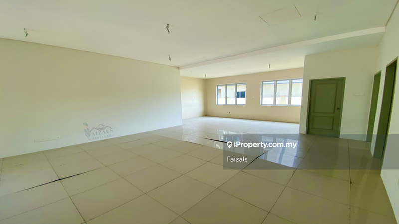 Banglo untuk Dijual di Warisan Puteri, Sikamat, Sikamat oleh Faizals - iProperty.com.my